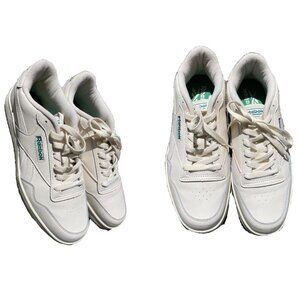 REEBOK SNEAKERS WORN ONCE #reebok #sneakers #streetwear men’s 9